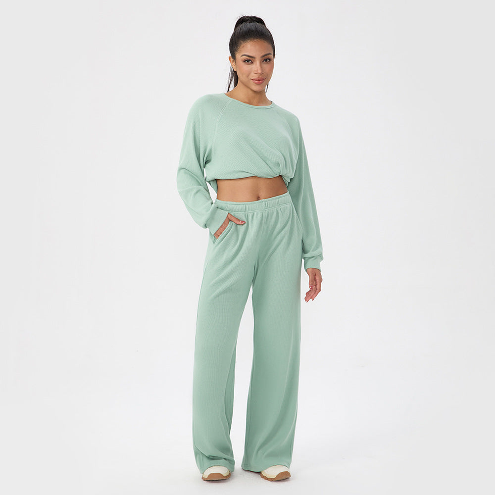 Loose solid color sports suit