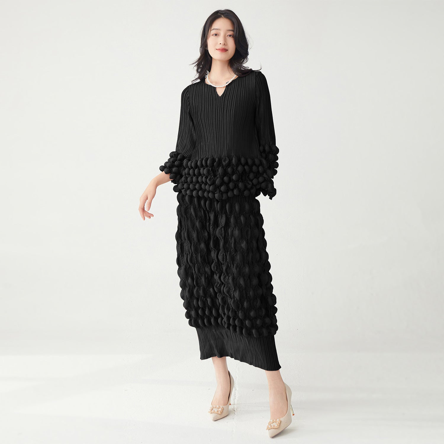 Fashion Design Sense T-Shirt Top and Fitted Skirt Set Casual Elegant Two-Piece Outfit for Women